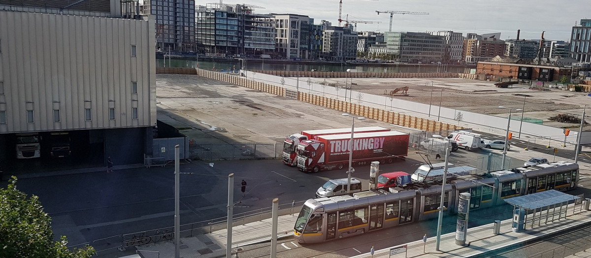 TRUCKINGBY Provide Trucking For The Red Hot Chili Peppers Gigs In Dublin