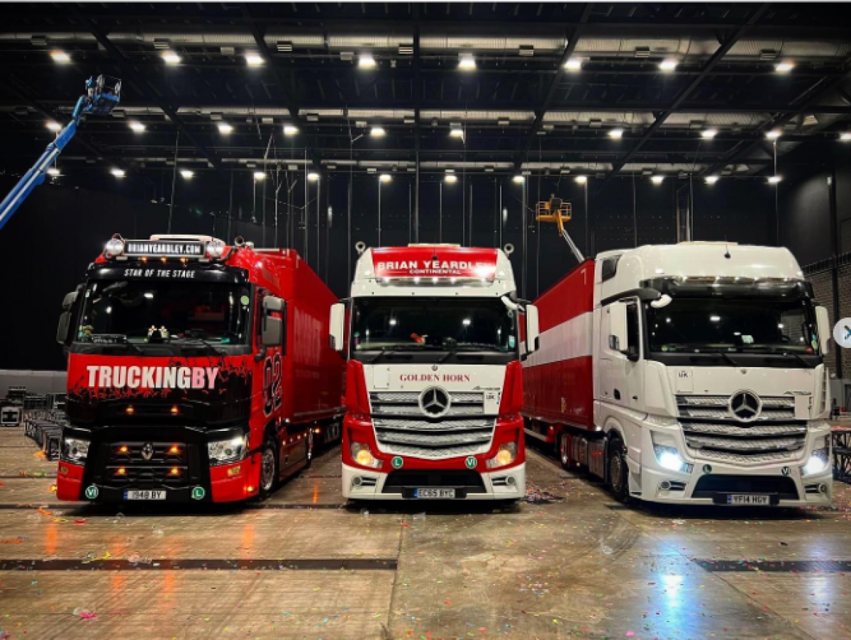 TRUCKINGBY assist with Peter Kay Tour
